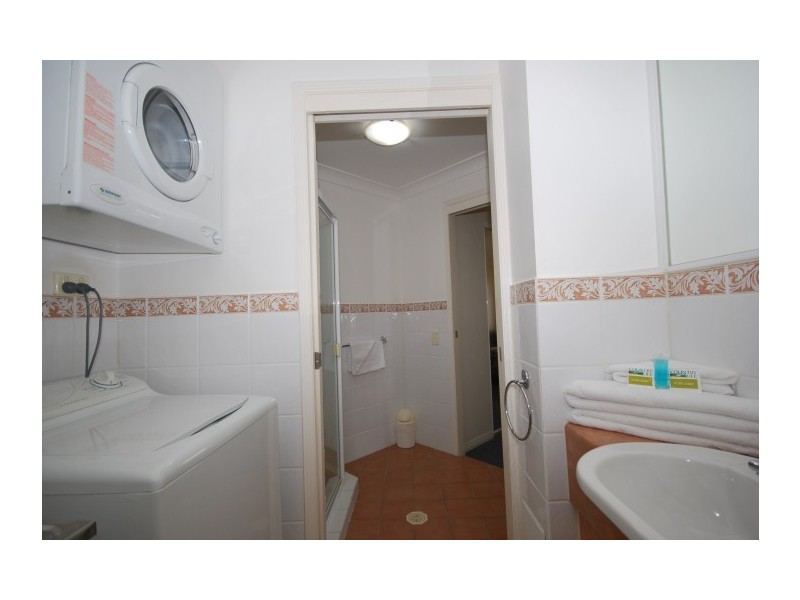 25/5 Fourth Avenue, Burleigh Heads QLD 4220