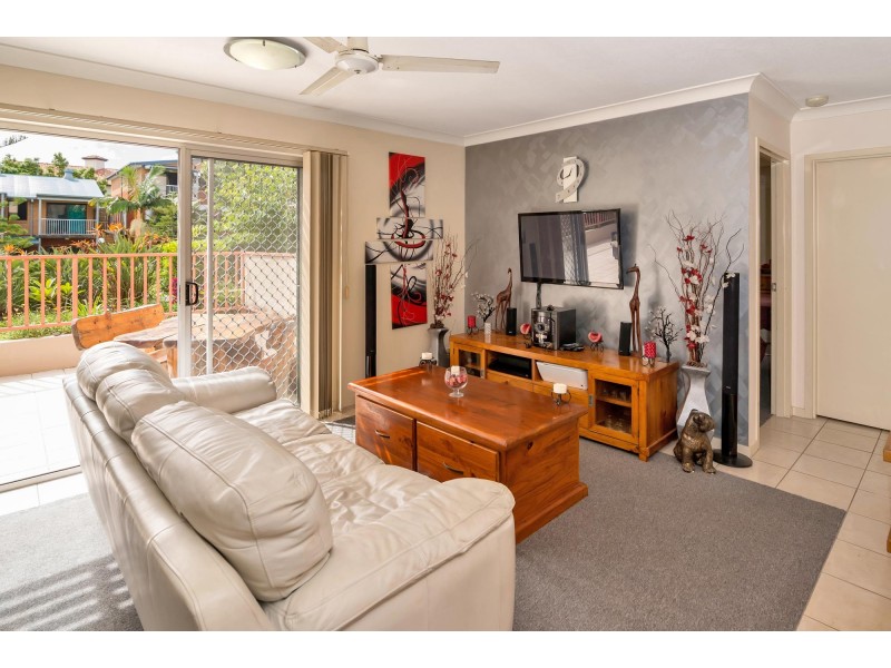 5/18 Parker Street, Labrador QLD 4215