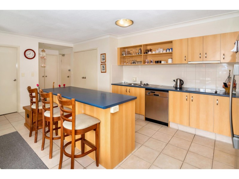 5/18 Parker Street, Labrador QLD 4215