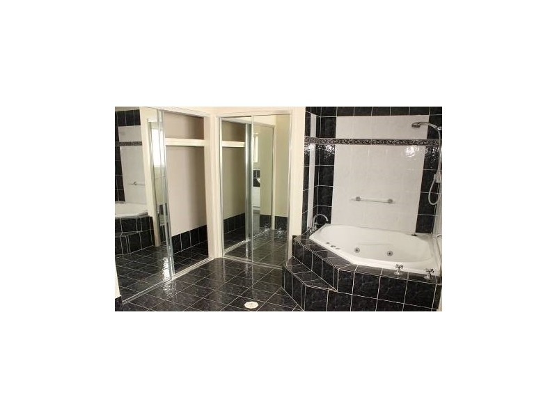 Runaway Bay QLD 4216