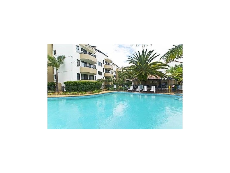 210/392 Marine Parade, Labrador QLD 4215