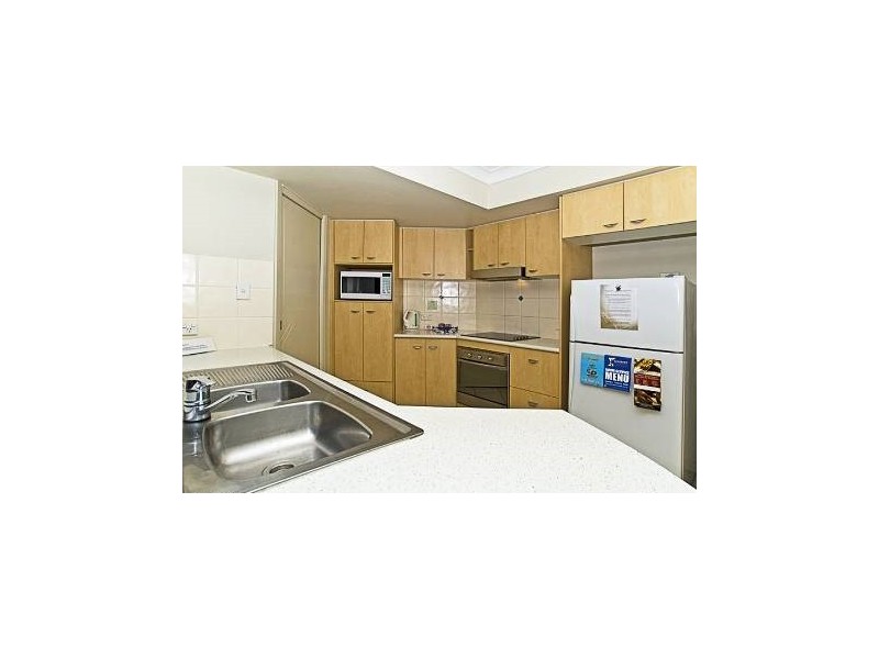 210/392 Marine Parade, Labrador QLD 4215