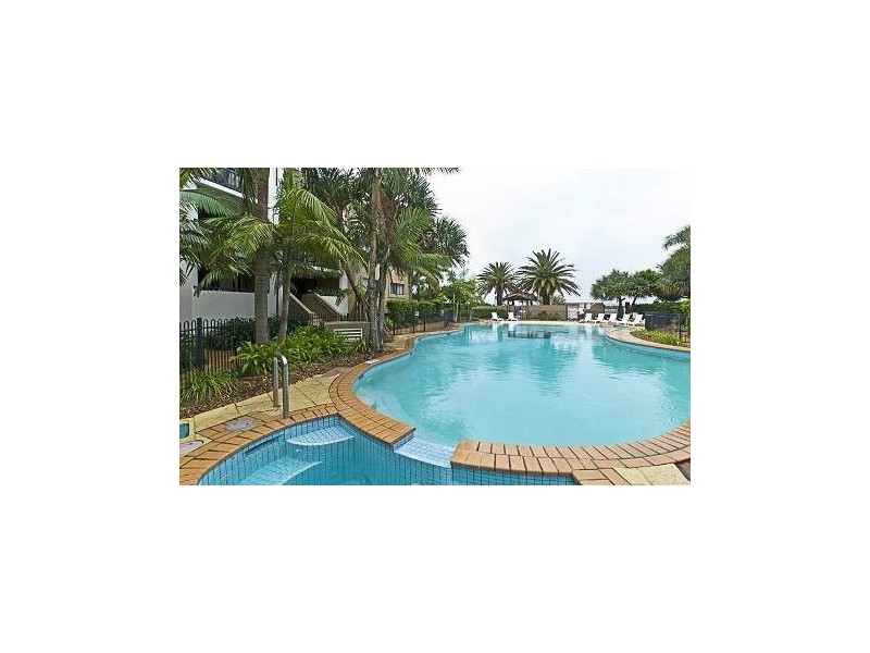 210/392 Marine Parade, Labrador QLD 4215