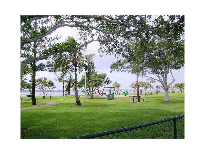 2/25 Clark Street, Biggera Waters QLD 4216