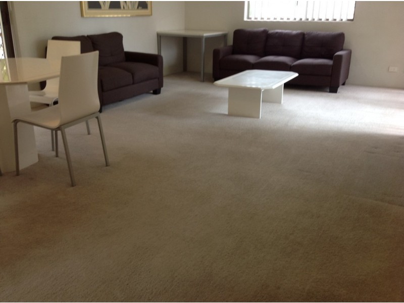 2/494 Marine Parade, Biggera Waters QLD 4216