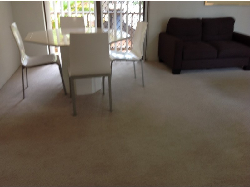 2/494 Marine Parade, Biggera Waters QLD 4216