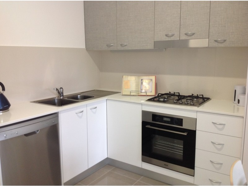 460-462 Pine Ridge Road, Coombabah QLD 4216