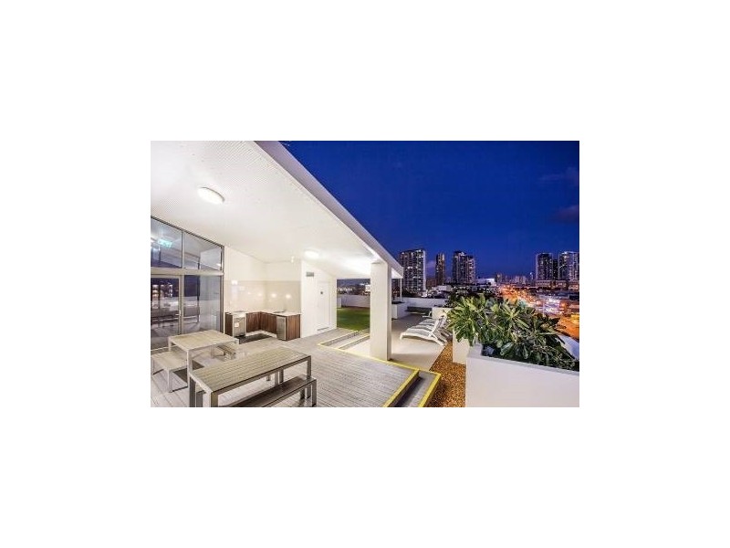 28/171 Scarborough Street, Southport QLD 4215