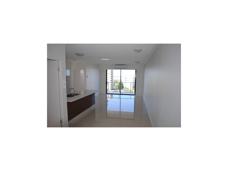 28/171 Scarborough Street, Southport QLD 4215