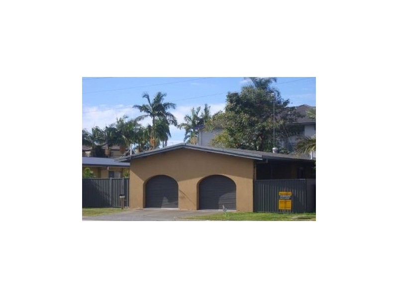 Hollywell QLD 4216