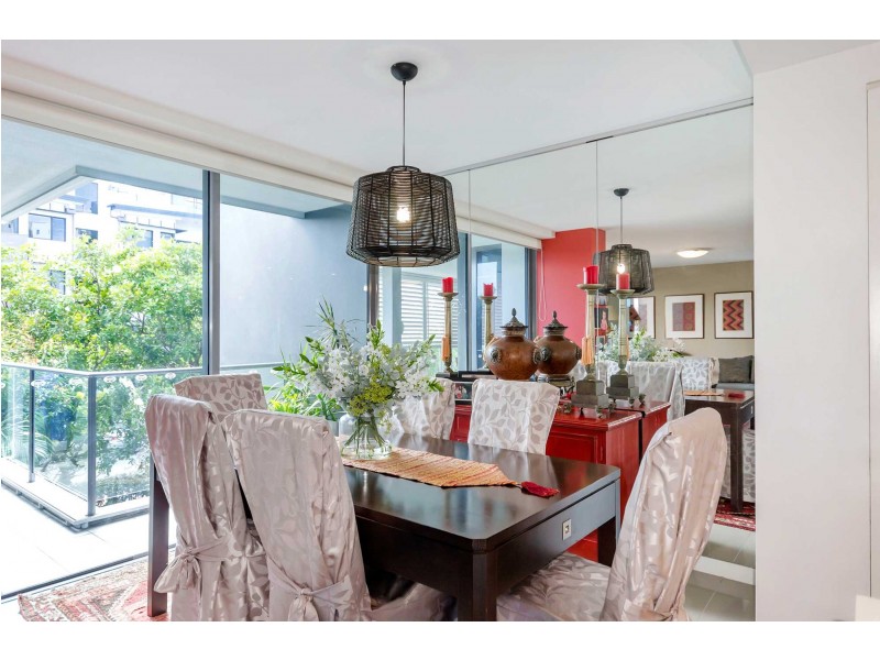 2102/438 Marine Parade, Biggera Waters QLD 4216