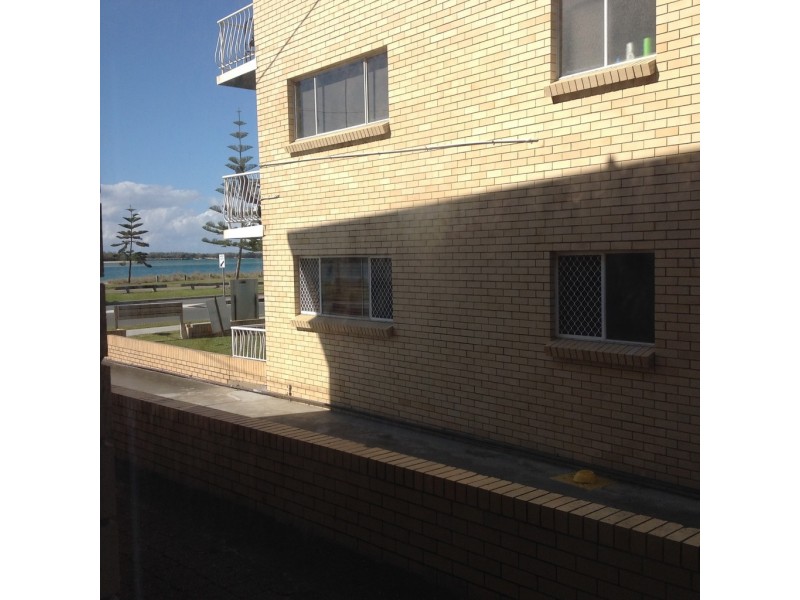 2/406 Marine Parade, Biggera Waters QLD 4216