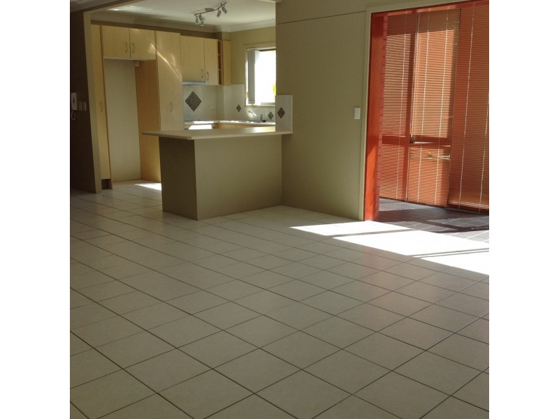 2/406 Marine Parade, Biggera Waters QLD 4216