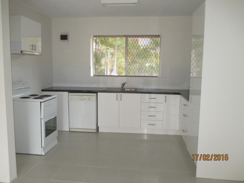 Labrador QLD 4215