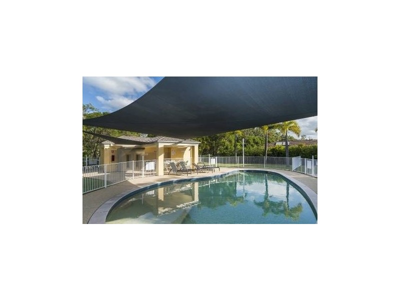 6/95 Arundel Drive, Arundel QLD 4214