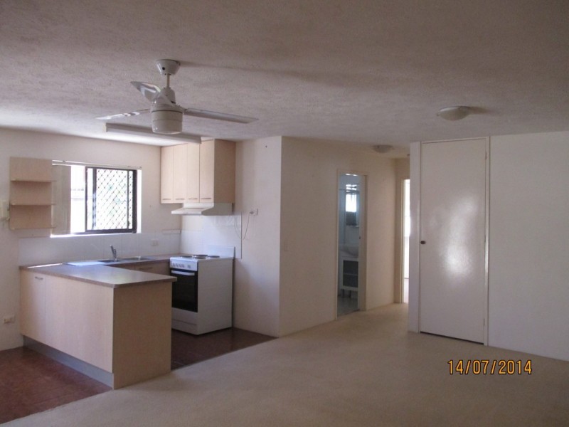 1/25 Imperial Parade, Labrador QLD 4215