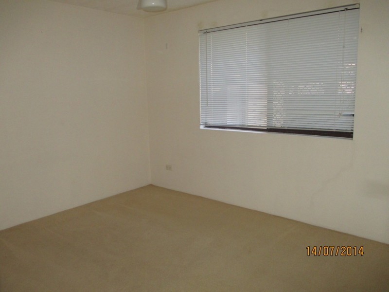 1/25 Imperial Parade, Labrador QLD 4215