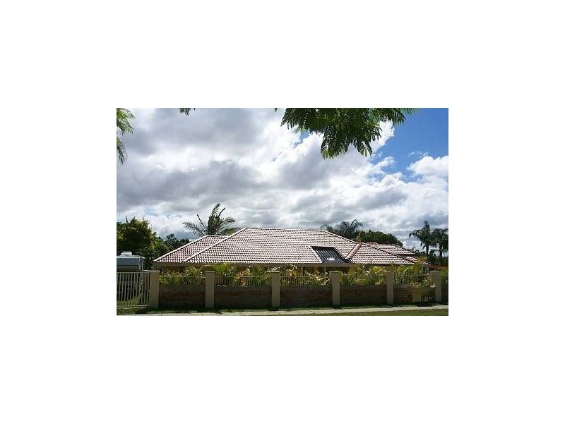 Paradise Point QLD 4216