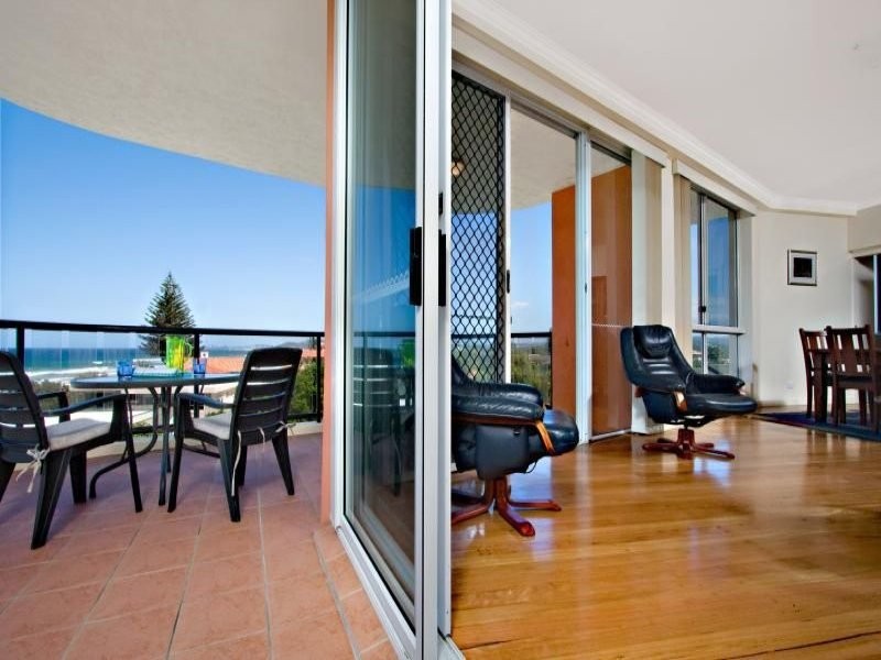 3 Twenty Seventh Avenue, Palm Beach QLD 4221