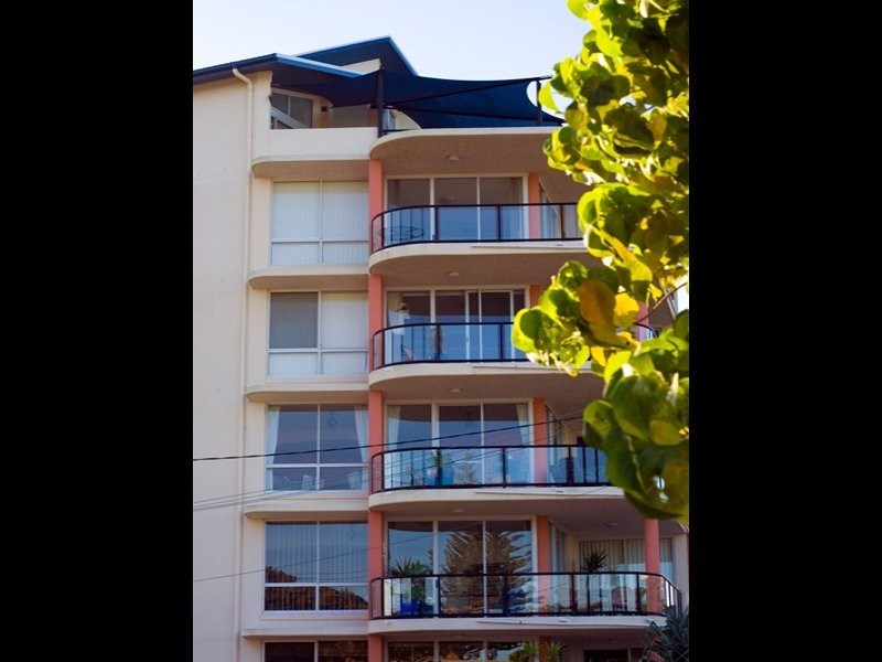 3 Twenty Seventh Avenue, Palm Beach QLD 4221