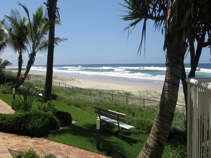 2 Seventeenth Avenue, Palm Beach QLD 4221