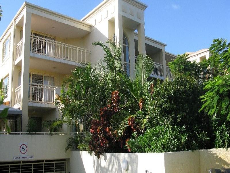 1198 Gold Coast Highway, Palm Beach QLD 4221