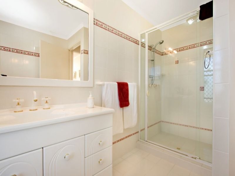 52 Japonica Drive, Palm Beach QLD 4221