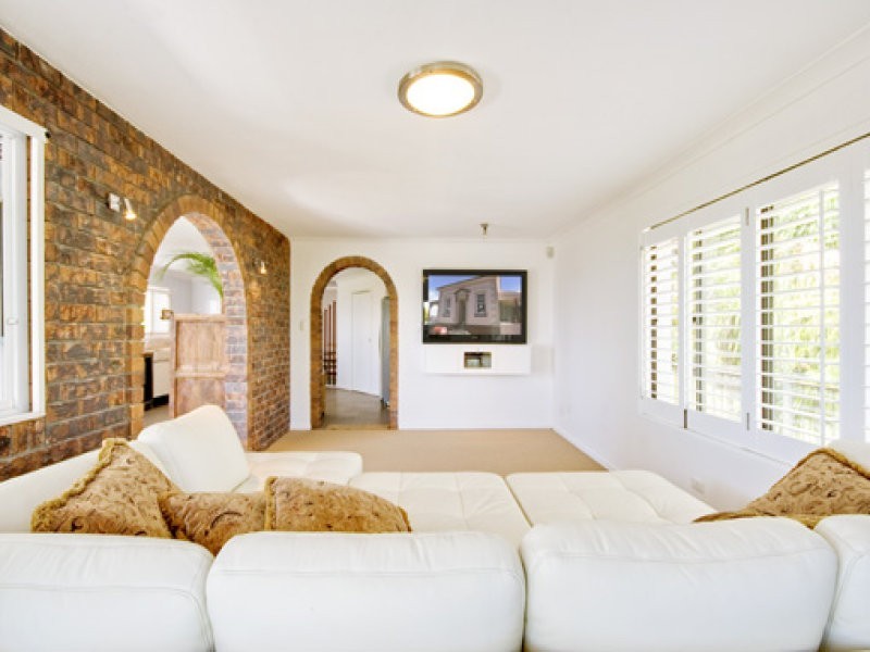 26 Ocean Grove, Currumbin QLD 4223