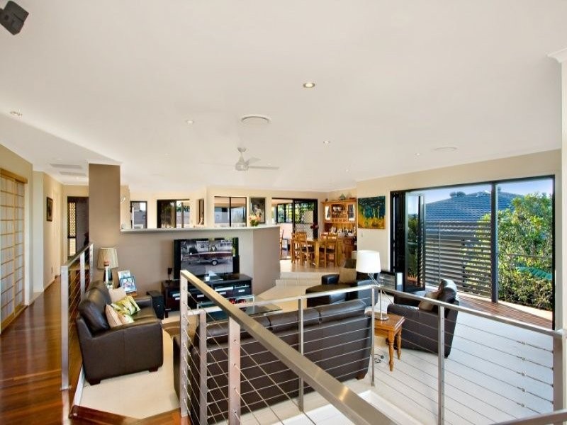 31 Jarrahdale Drive, Elanora QLD 4221