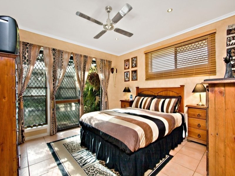 77 Parnki Parade, Palm Beach QLD 4221