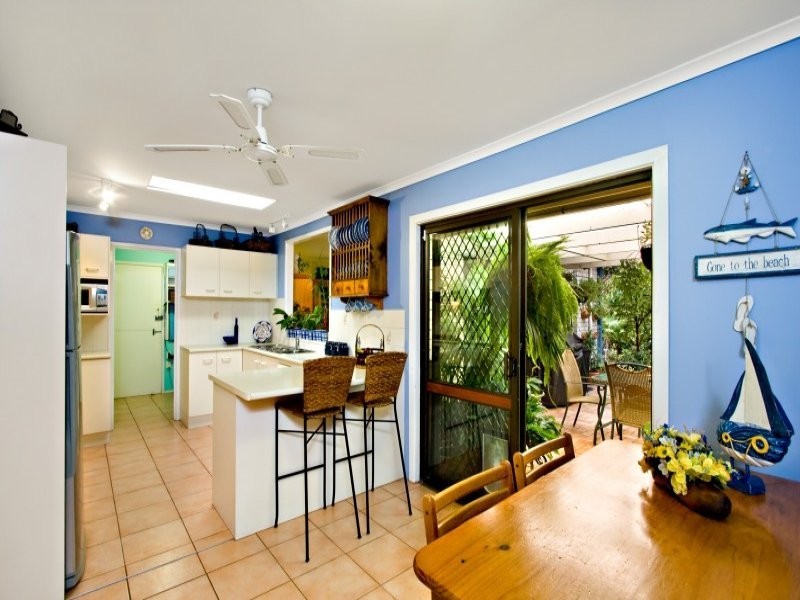 77 Parnki Parade, Palm Beach QLD 4221