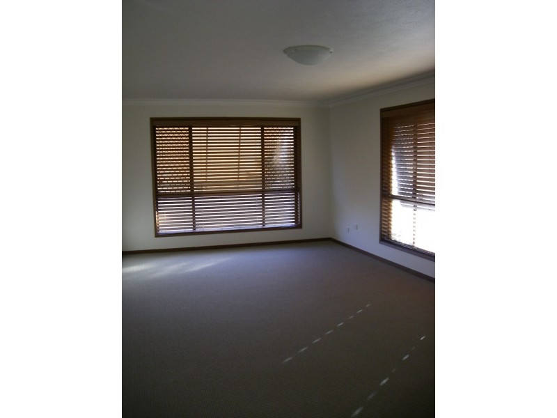 40 Nineteenth Ave, Palm Beach QLD 4221