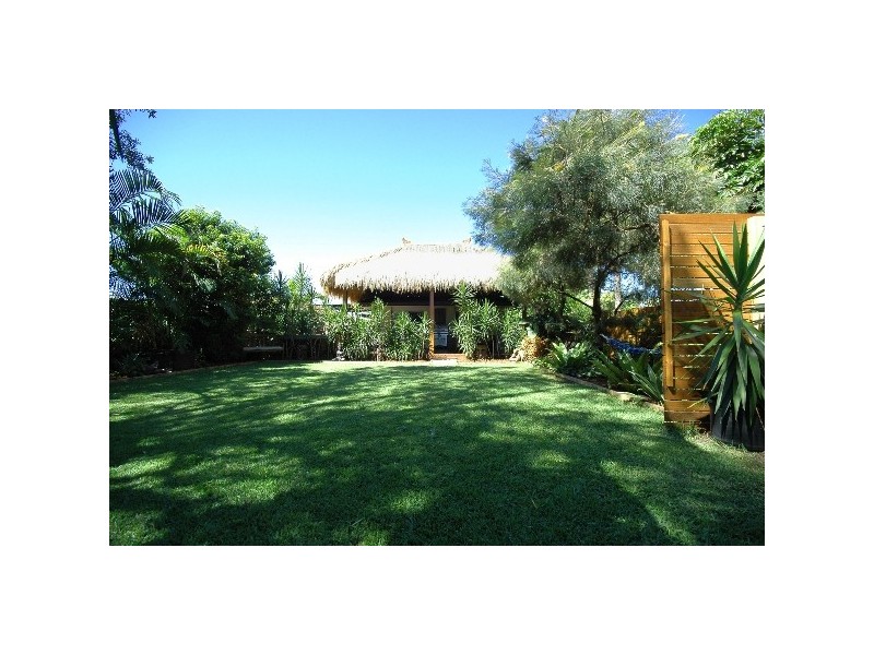 43 Second Ave, Palm Beach QLD 4221