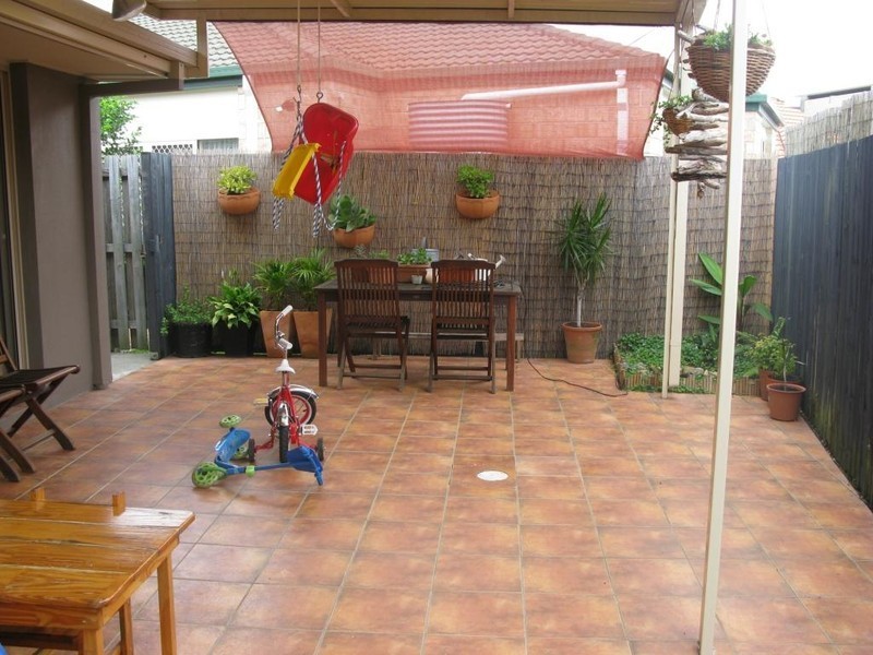 1/10 Mollys Place, Currumbin Waters QLD 4223