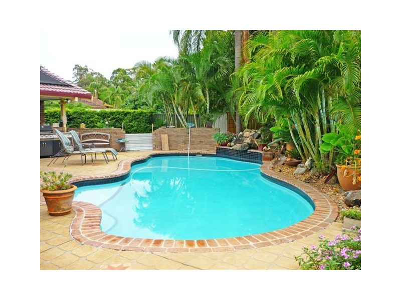 10 Sumach Place, Palm Beach QLD 4221
