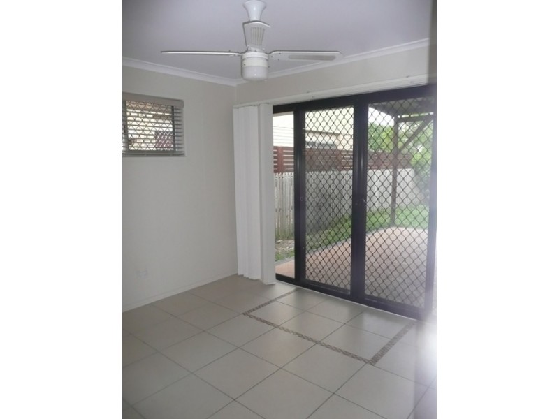 30 Twenty Fourth Ave, Palm Beach QLD 4221