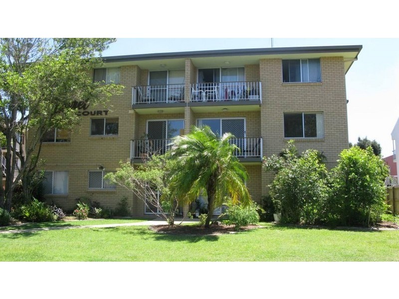 3/4 Nalla Crt, Palm Beach QLD 4221