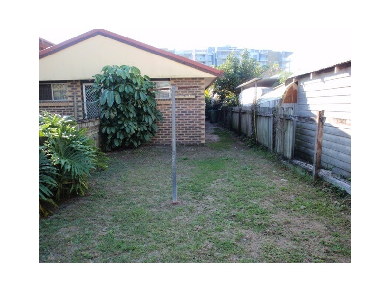 2/22 Fourth Avenue, Palm Beach QLD 4221