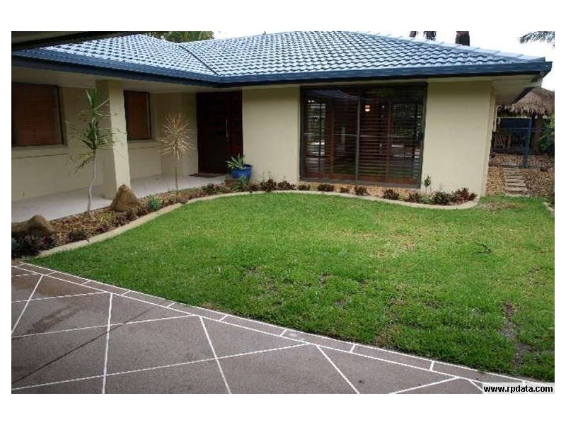 Palm Beach QLD 4221