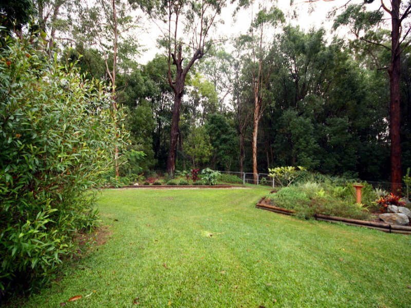 16 Camphorlaurel Court, Tallebudgera Valley QLD 4228