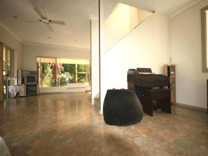 16 Camphorlaurel Court, Tallebudgera Valley QLD 4228