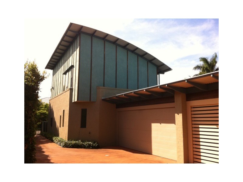 1/11 Leyte Avenue, Palm Beach QLD 4221