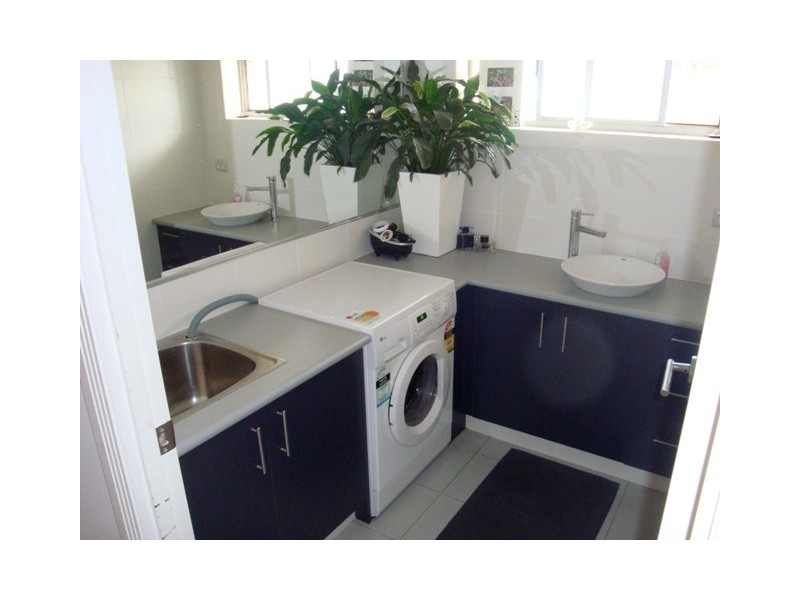 8/4 Nalla Court, Palm Beach QLD 4221