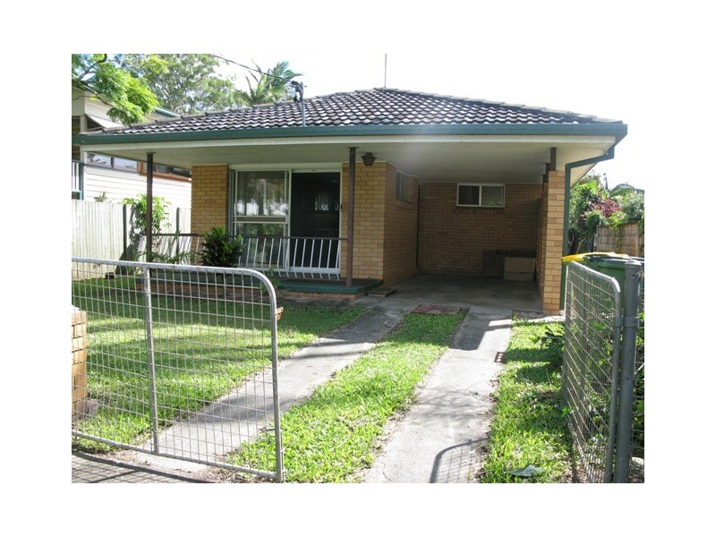 81 Third Avenue, Palm Beach QLD 4221