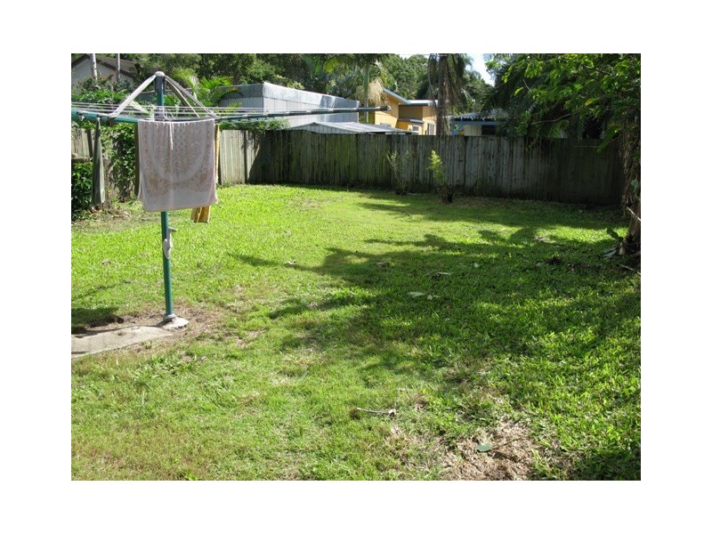 81 Third Avenue, Palm Beach QLD 4221