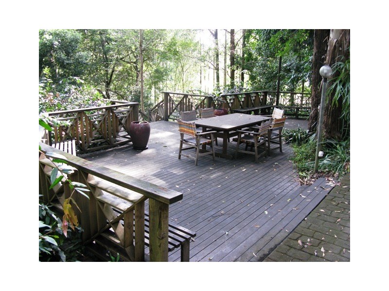 1 Tyalla Court, Tallebudgera QLD 4228