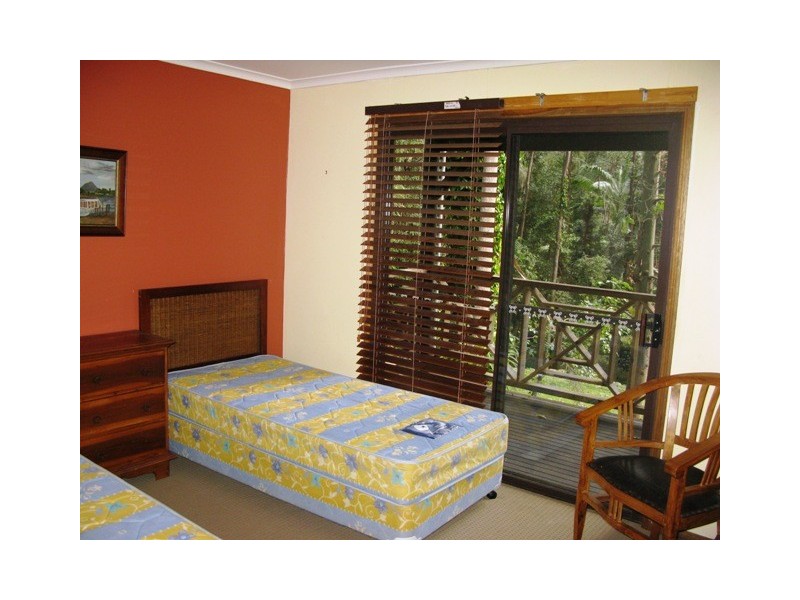 1 Tyalla Court, Tallebudgera QLD 4228