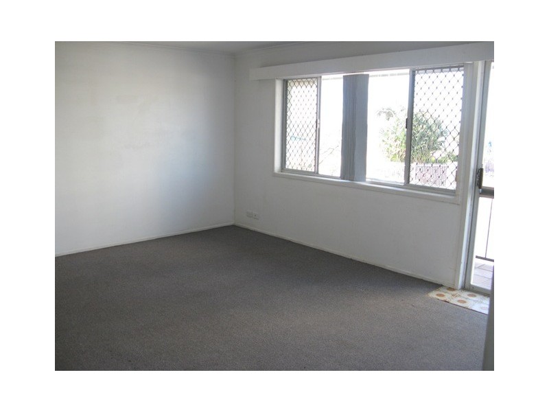 2/1 Nineteenth Avenue, Palm Beach QLD 4221
