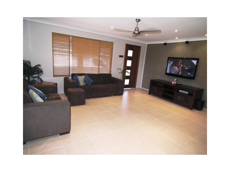 1/145 Sunset Boulevarde, Tweed Heads West NSW 2485