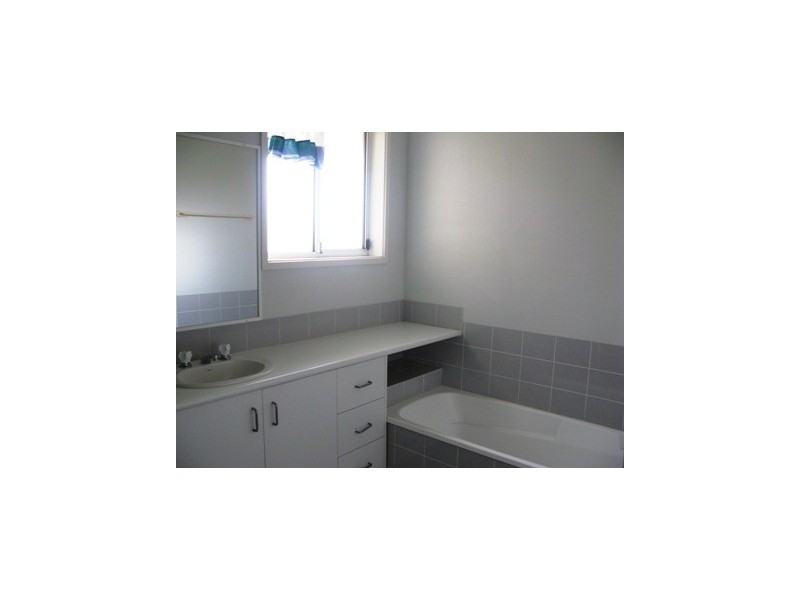 2/33 Birkdale Court, Banora Point NSW 2486